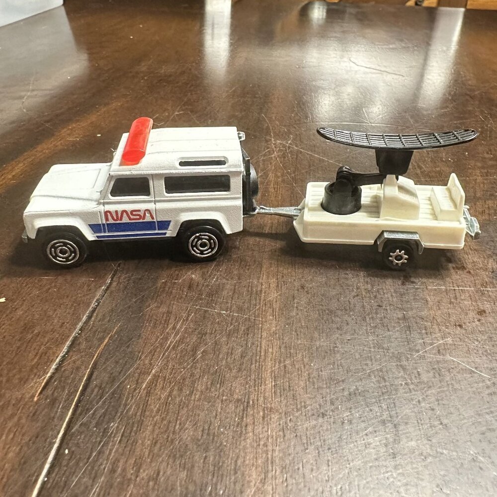 Vintage Majorette Land Rover NASA Diecast Vehicle & Trailer Set